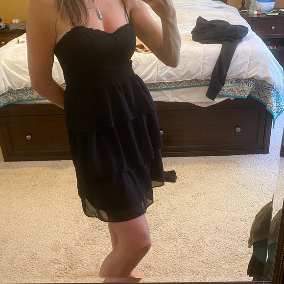 American eagle black tier dress size 6 - Picture 6 of 15